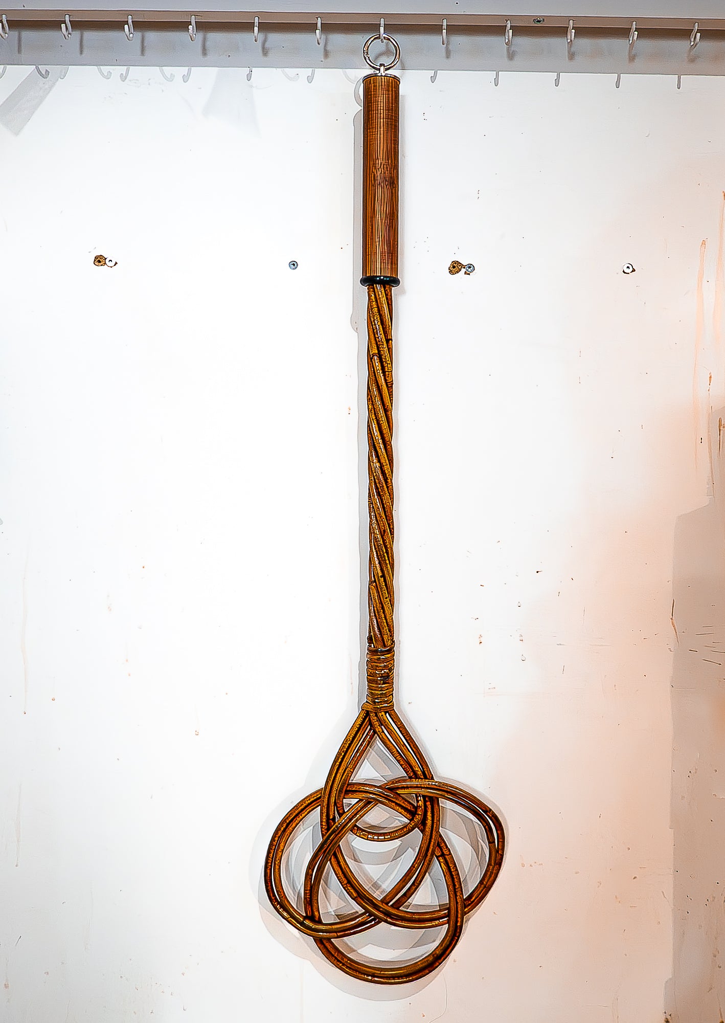 Home Cleaning / Mahagoni. 76cm/30" Teppichklopfer mit Bambusgriff.
