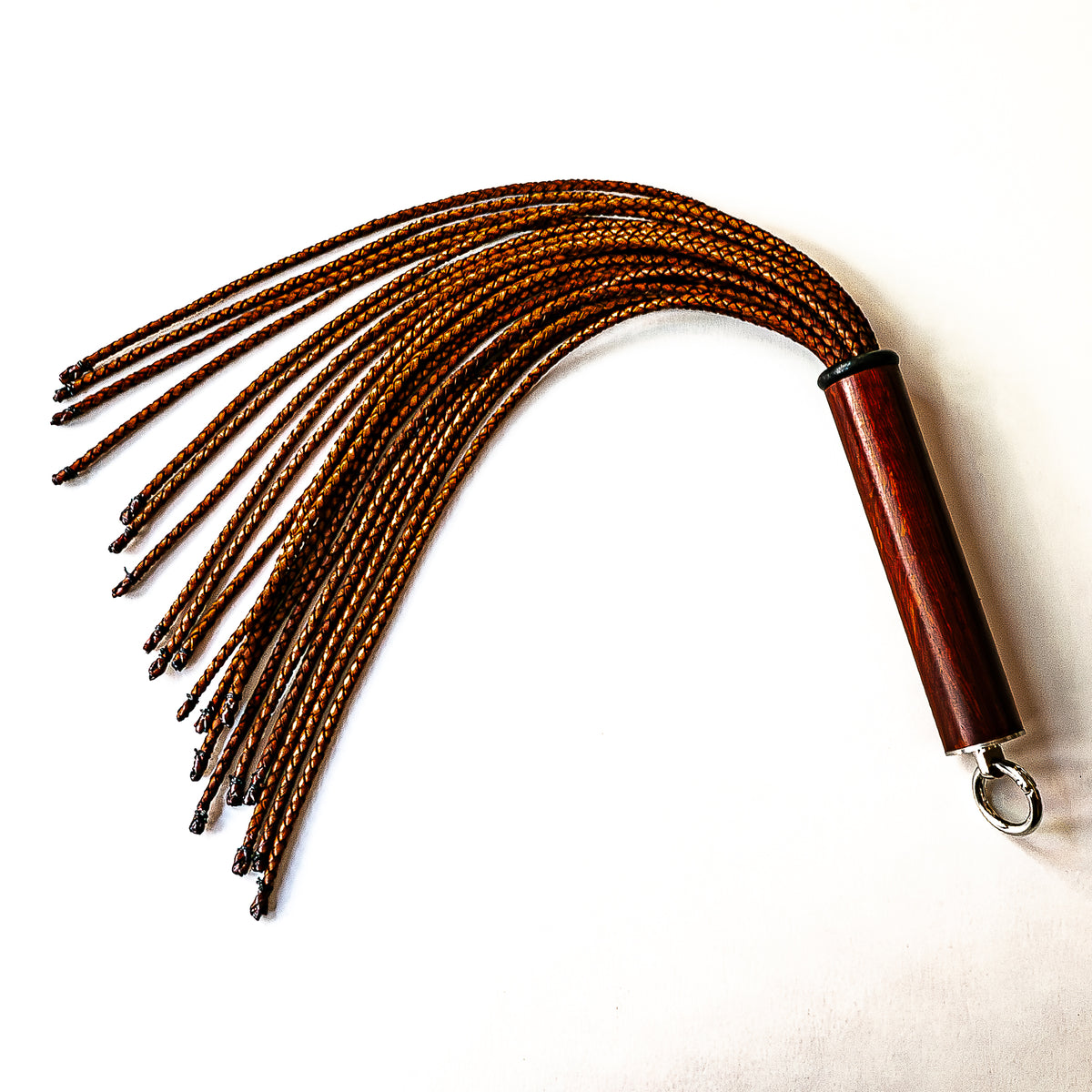 Mini/Brunello. 43cm/17" Flogger mit 20 Strängen
