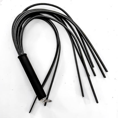 Buffalo Gals/Hard&Heavy/Black (76cm/30") Peitsche aus hartem Büffelleder. BDSM
