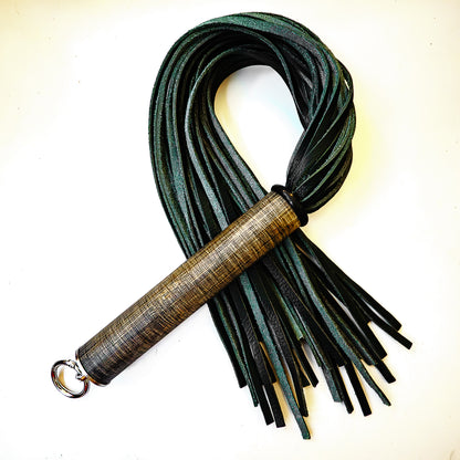 No.1 / Tannengrün. 61cm/24" Lederflogger