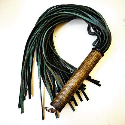 No.1 / Tannengrün. 61cm/24" Lederflogger