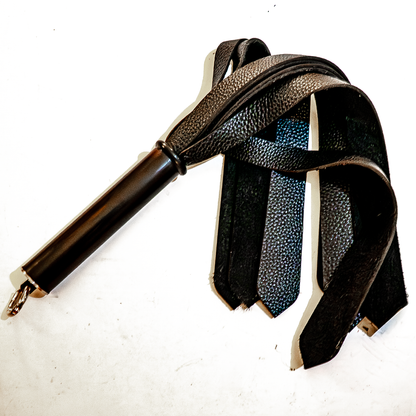 Mini/Leather Tie/Black 43cm/17" Mini-Lederflogger