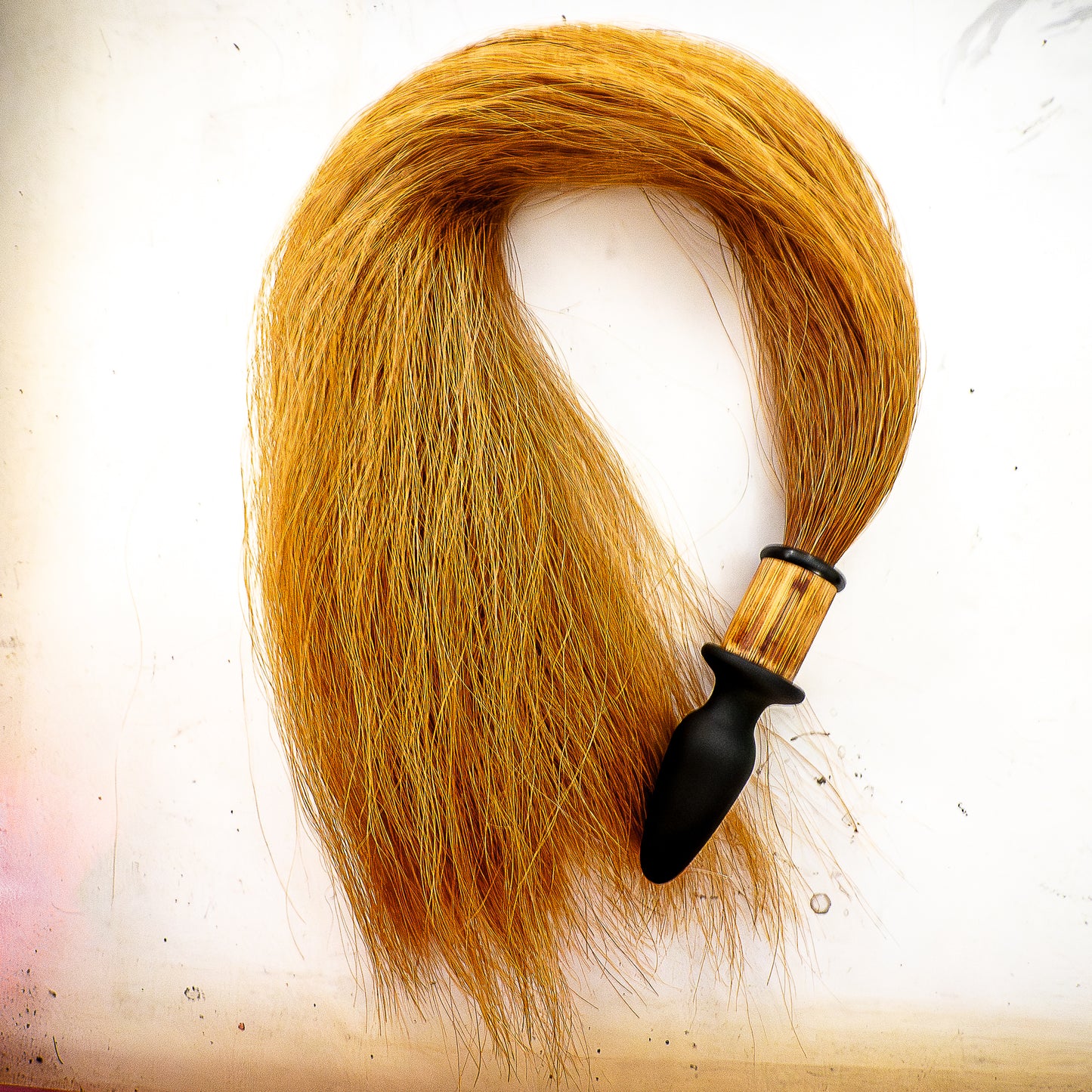 Pegasus/Ginger. Großer Anal-Plug mit echtem Rosshaar-Schweif