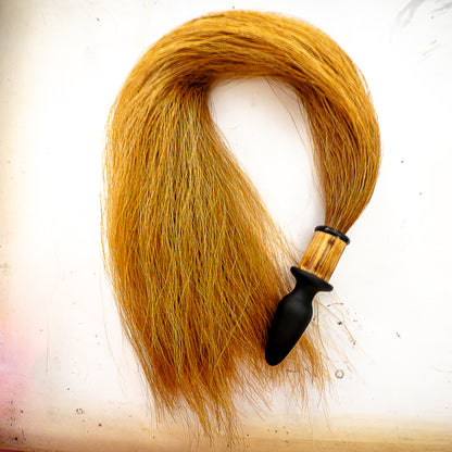 Pegasus/Ginger. Großer Anal-Plug mit echtem Rosshaar-Schweif
