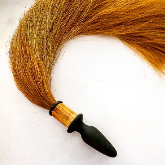Pegasus/Ginger. Großer Anal-Plug mit echtem Rosshaar-Schweif