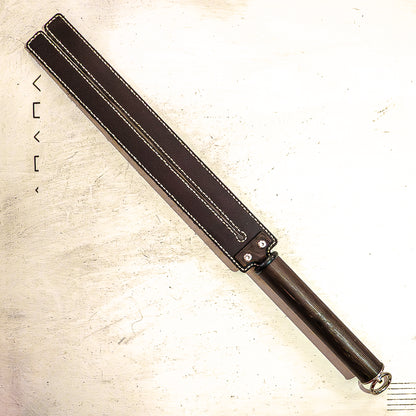 Tawse/Zebra #6, mit echtem Zebrafell, 51cm/20" zweizümgiges Paddle