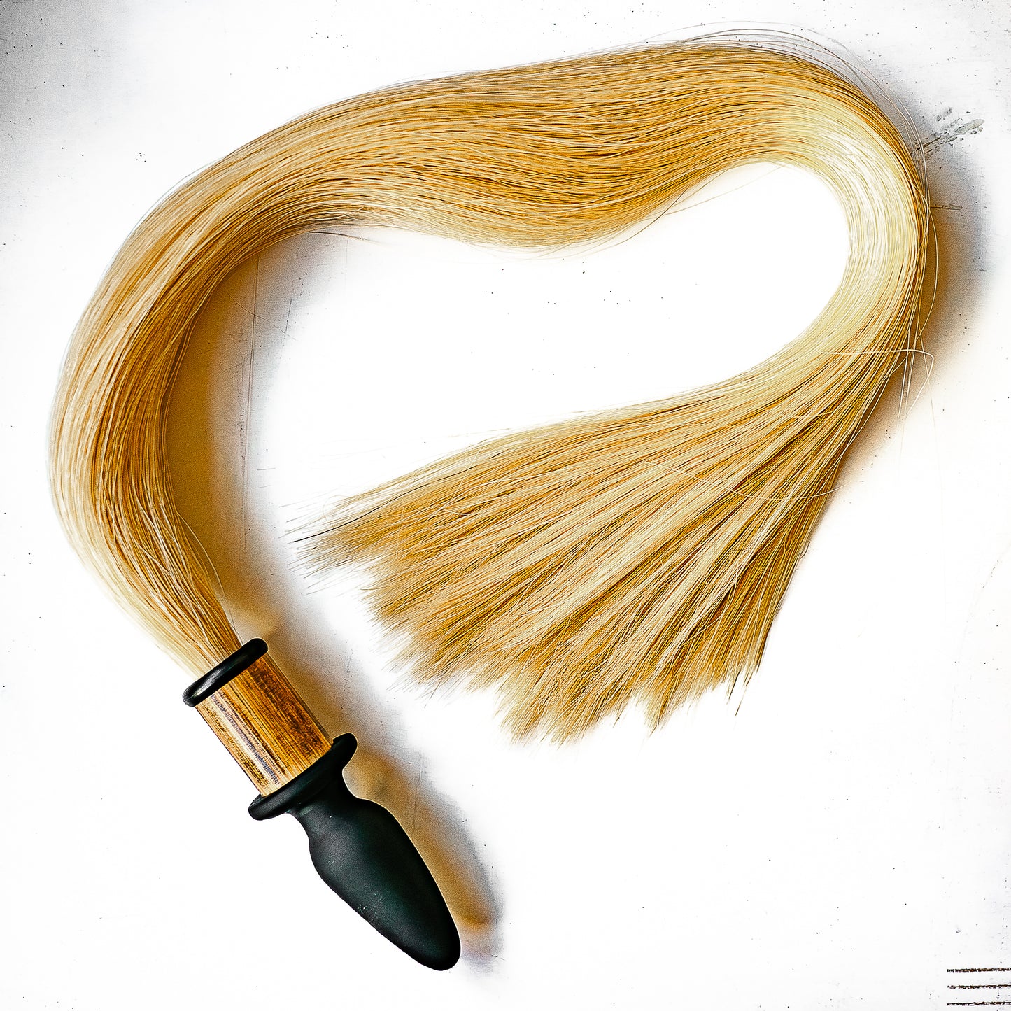 Pegasus/Blond. Großer Anal-Plug mit echtem Rosshaar-Schweif