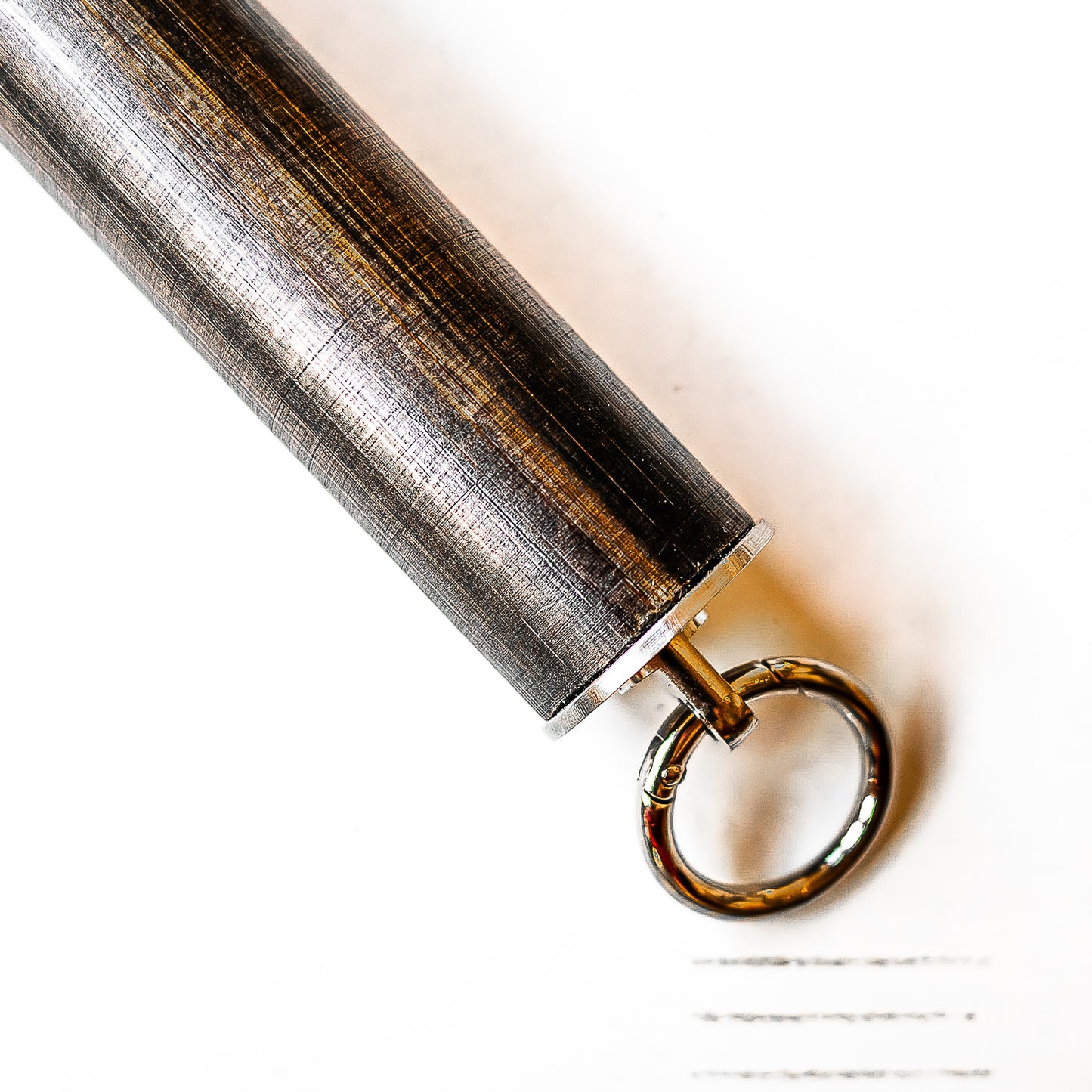 Tawse/Snake. 51cm/20", zweizüngiges Paddle aus geschichtetem Leder